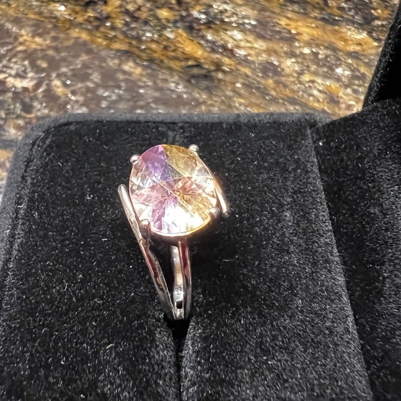 Pink/peach tone silver ring size 7 - Picture 8 of 8